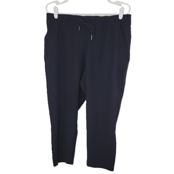 Lululemon Women's On the Fly Crop Woven Black Pants Size 10 - Picture 1 of 8